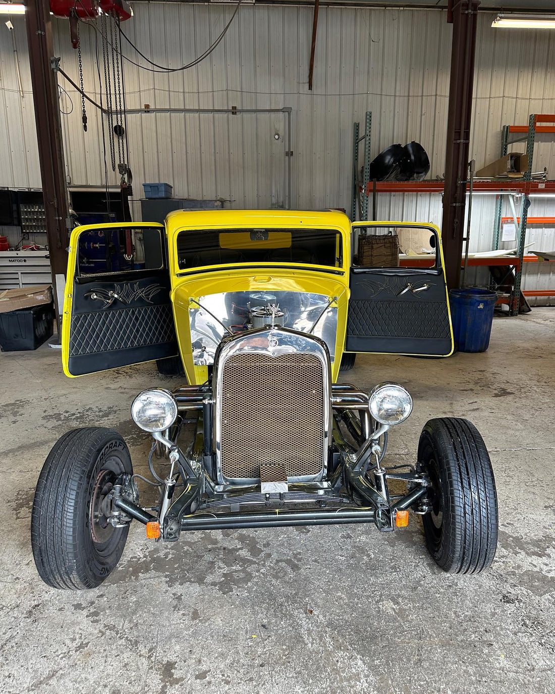 1933 Plymouth Custom Interior: Black Vinyl & Yellow Diamond Stitching